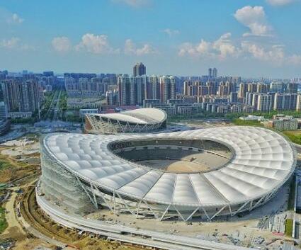 蘇州工業(yè)園區(qū)體育場封頂，260米索網索膜結構全球首創(chuàng)
