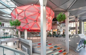 ETFE膜結(jié)構(gòu)室內(nèi)應用--德勤書院“大燈籠”裝置